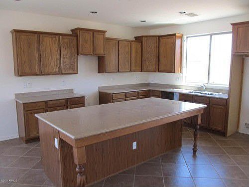 3rd image of 435 E Cactus Wren Dr