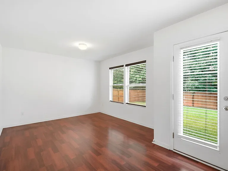1906 Treefrog Ct — Photo 16