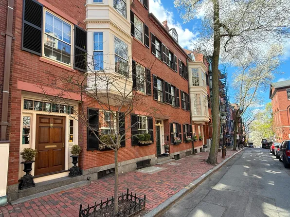 52 Pinckney St, Boston, MA 02114