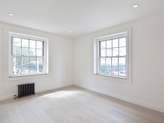 4th image of 115 Henry St APT 5E