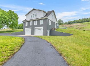 150 Hickman Hwy, Hickman, TN 38567