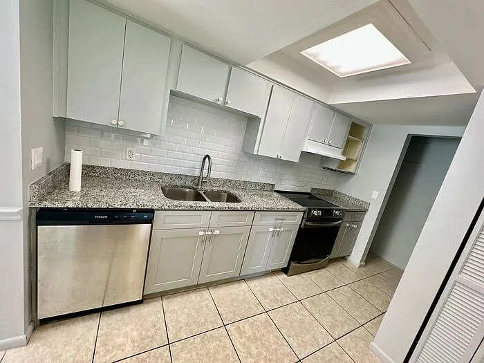 5835 La Costa Dr — Photo 4