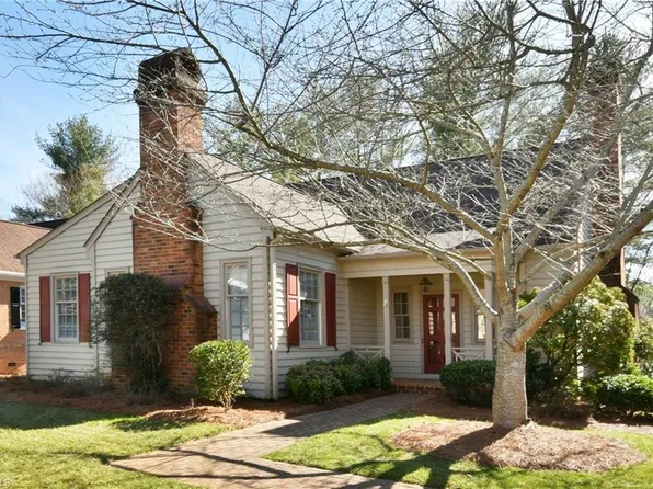 3232 Merion Ct, Winston Salem, NC 27104
