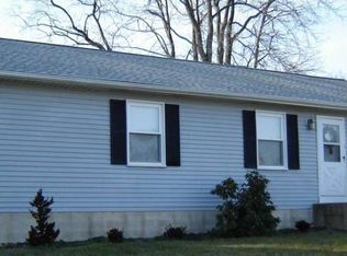 4 Harkfort Rd, Newark, DE 19702