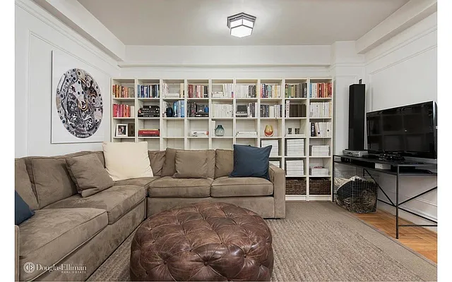 Rented by Douglas Elliman | media 25