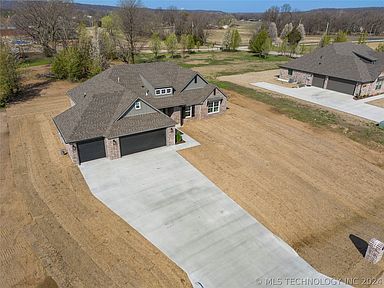 24532 S Eliza Dr, Claremore, OK 74017 | Zillow