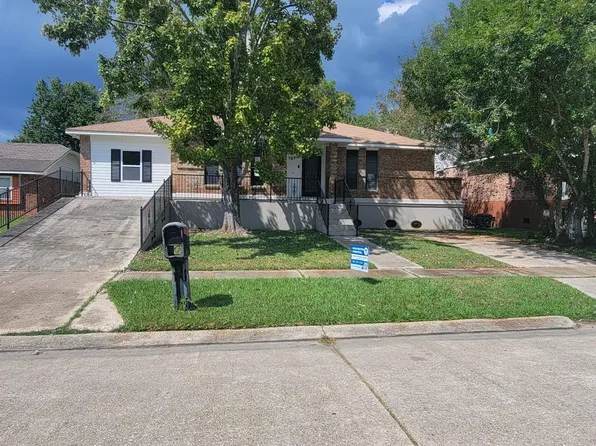 151 Trafalgar Sq, Slidell, LA 70461