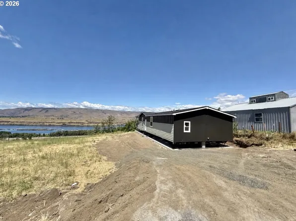 2743 E 9th St, The Dalles, OR 97058