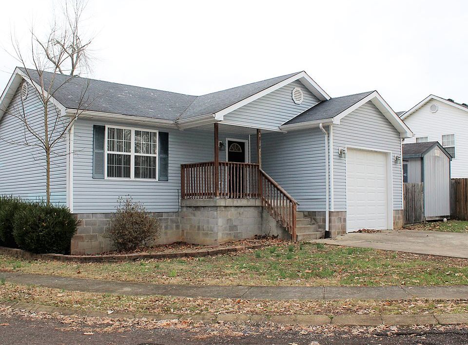 1st image of 810 Andra Dr
