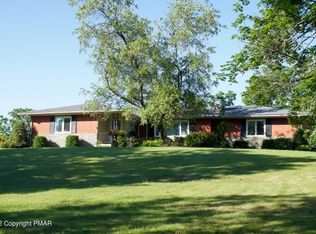 2838 Post Rd, Orefield, PA 18069