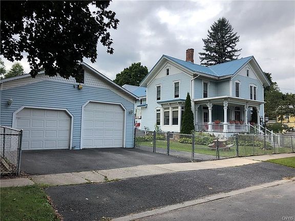 2nd image of 605 Elizabeth St