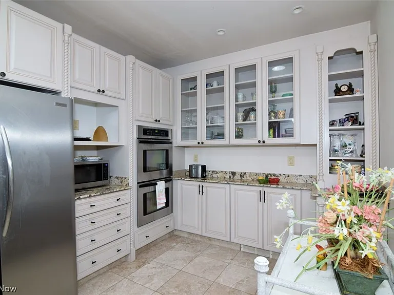 32049 Gates Mills Blvd — Photo 14