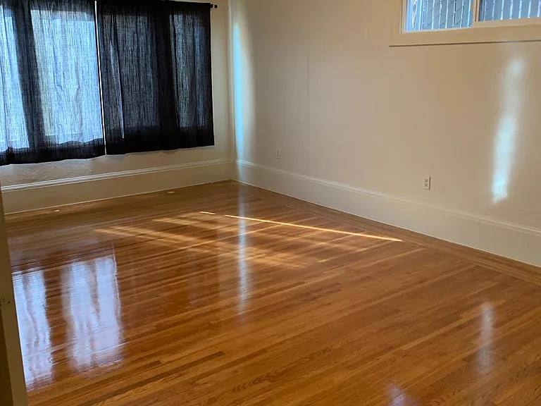495 Elwood Ave #3 — Photo 5