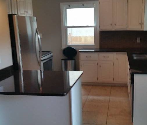 4th image of 1095 Cleveland Ave S
