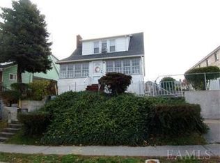 2922 Sampson Ave, Bronx, NY 10465