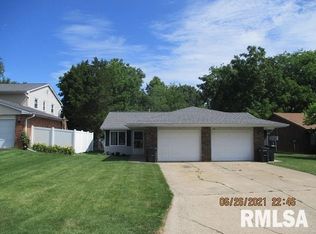 501 Simon Dr, East Peoria, IL