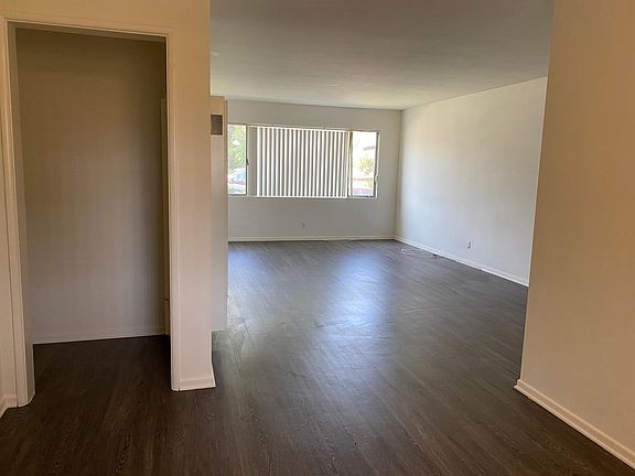 5th image of 1032 Portola Dr #1032