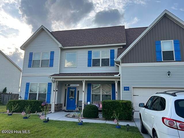 2nd image of 304 SW Plantation Drive
