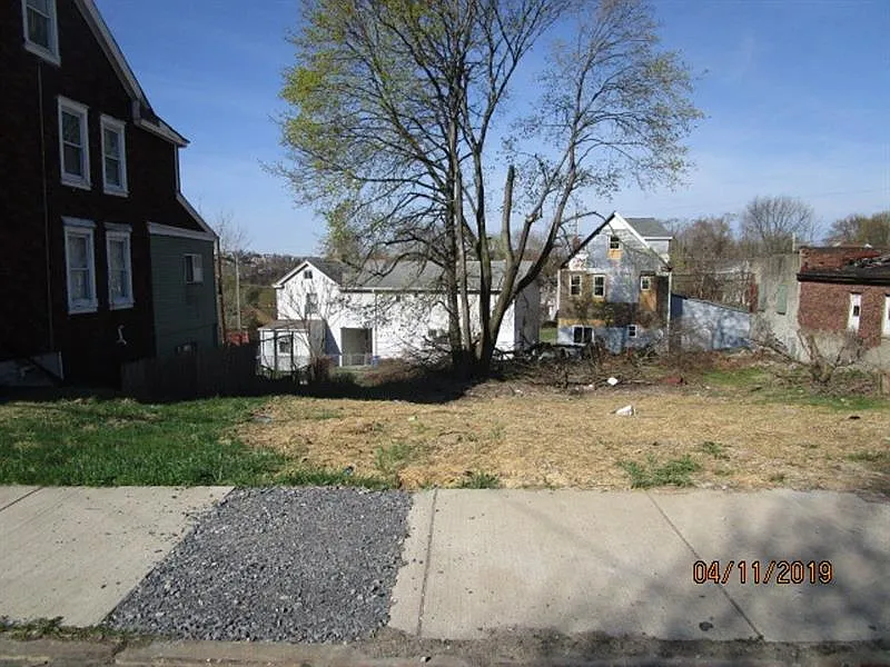 504 Gearing Ave photo 1
