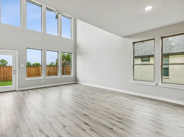 127 Huckleberry Rd, Forney, TX 75126