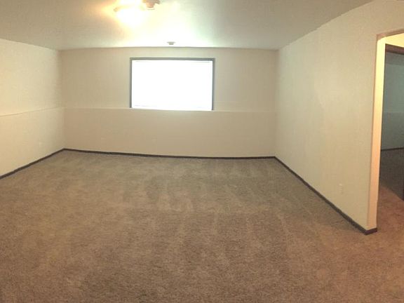 5th image of 2253 35th Street Cir S