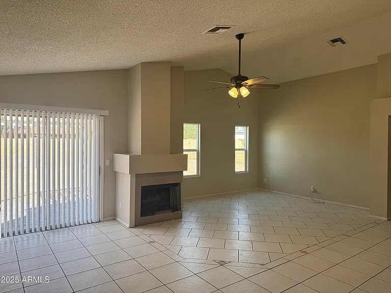 6320 W Shaw Butte Dr — Photo 5