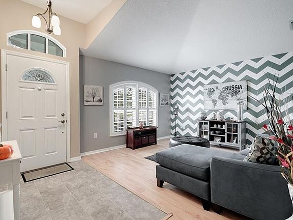 2nd image of 1429 Watermill Cir