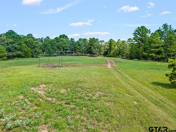 4th image of Scrub Pine Rd