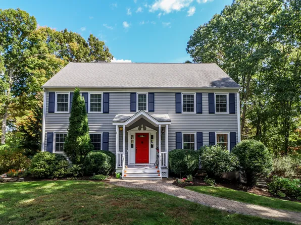 5 Greenknoll Drive, Brookfield, CT 06804