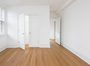 2102 Walnut St #2X, Philadelphia, PA 19103