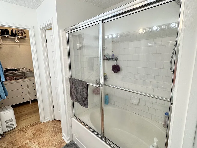 10975 Wittenridge Dr — Photo 14
