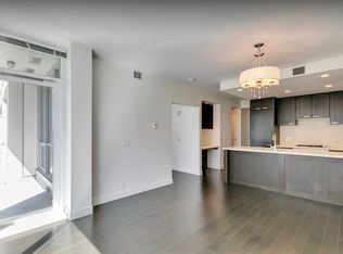 222 Riverfront Ave SW #1818, Calgary, AB T2P 0W3