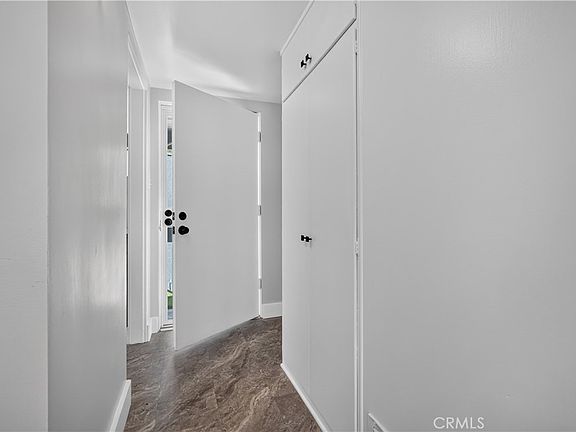 4th image of 1614 Charlemont Ave