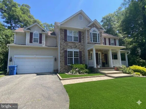 24 Pocahontas Ct, La Plata, MD 20646