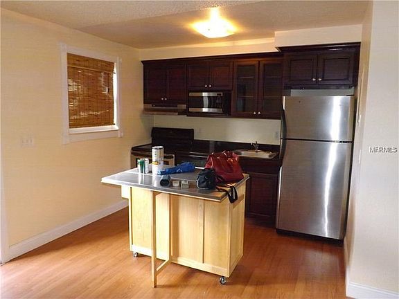 2nd image of 805 Weldona Ln APT 103
