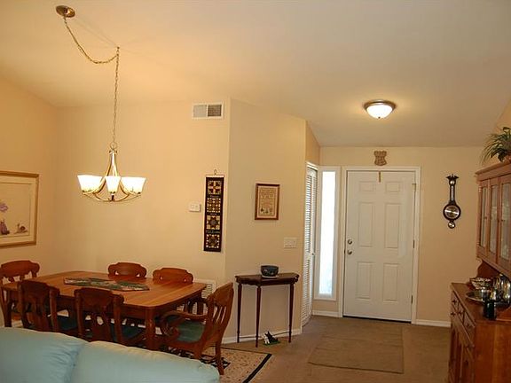 3rd image of 1545 Humphrey Blvd