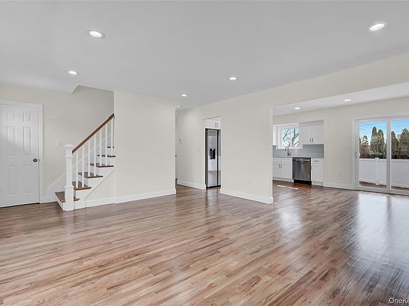 5th image of 89 Sherman Avenue