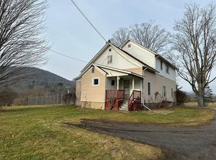 21 Mina Rd, Coudersport, PA 16915