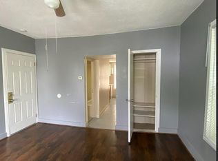 121 Cedar St, Springfield, MA 01105