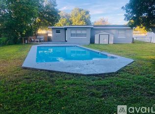 1615 Burnham St, Orlando, FL 32808