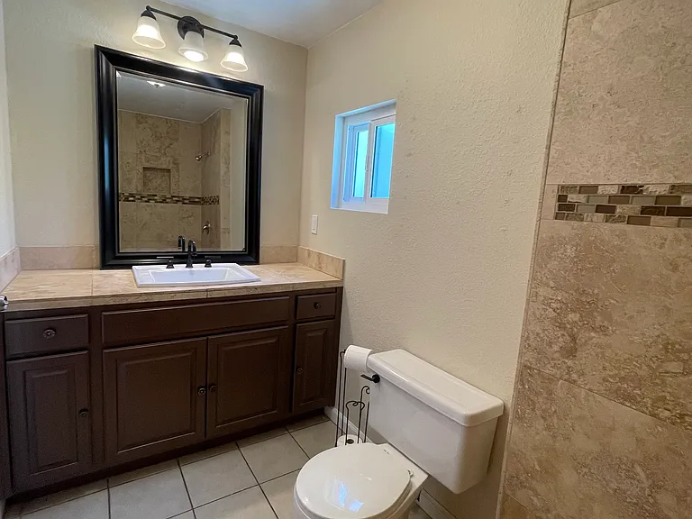 143 N Drexel Ave #1 — Photo 12