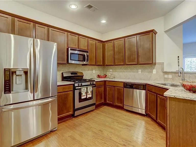 3394 New Fawn Ln — Photo 3