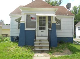 526 Pleasant St, Waterloo, IA 50702