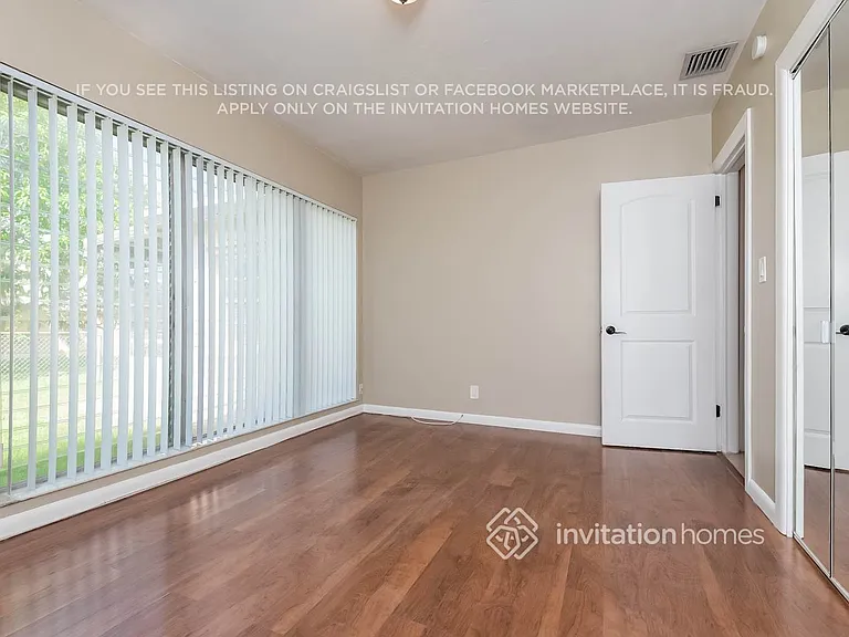 206 S 57th Way — Photo 10