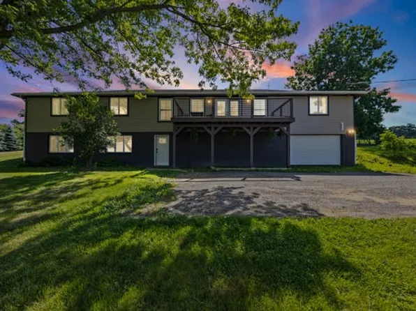 205 E Swamp Rd, Penn Yan, NY 14527