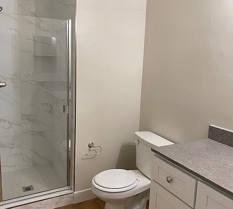 3rd image of 4644 N Lakewood Blvd APT 10