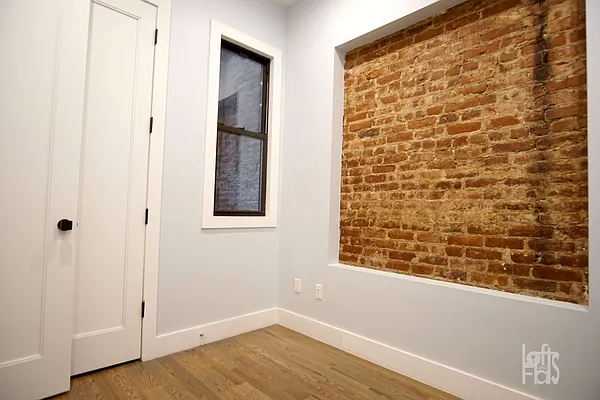 Rented by Lofts and Flats LLC | media 19