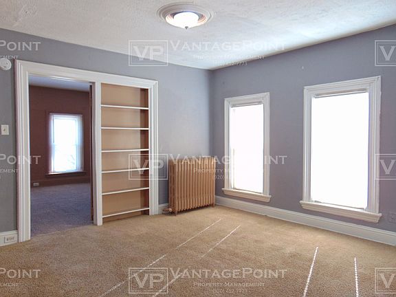 2nd image of 600 S Ashland Ave