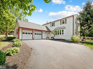 865 Stonybrook Ln, Lansdale, PA 19446