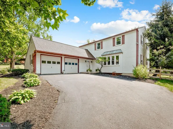 865 Stonybrook Ln, Lansdale, PA 19446